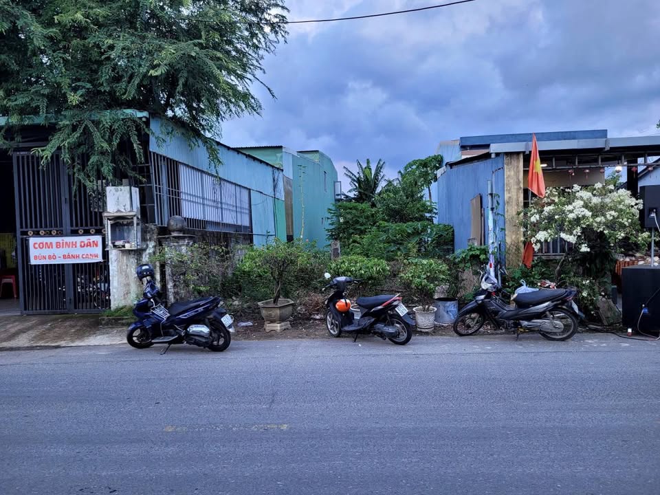 Đất vàng Đà Nẵng, mặt tiền đường DH8 rộng 10m, ngang 6,3m, đón đầu sinh khí