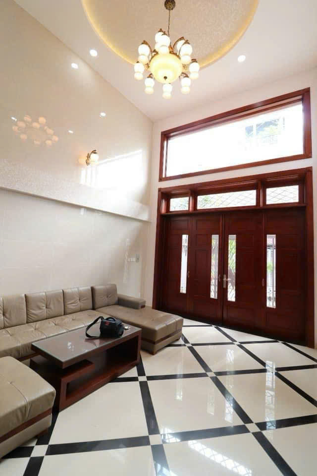 Nhà mặt tiền Cộng Hòa Tân Bình - 250m sàn - cực rộng