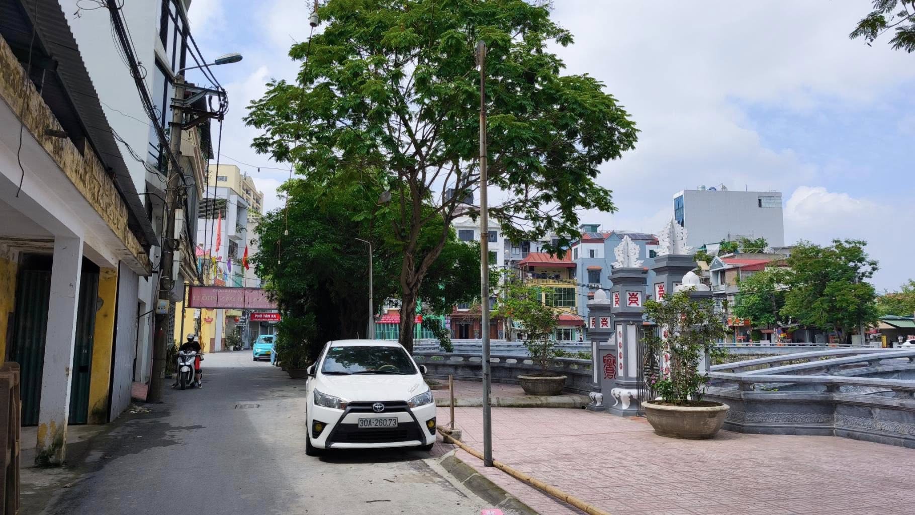 Bán nhà mặt phố tại khu đô thị Xa La, quận Hà Đông, thành phố Hà Nội