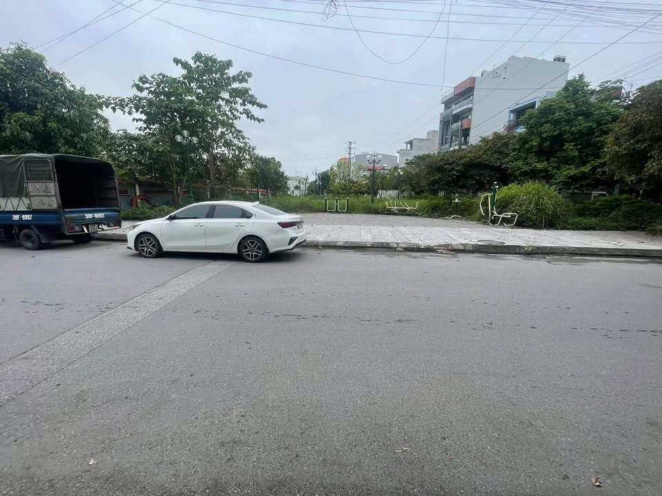 Bán lô góc 2 mặt tiền view Công Viên, Xuân Đài, Đình Bảng, Từ Sơn, Bắc Ninh