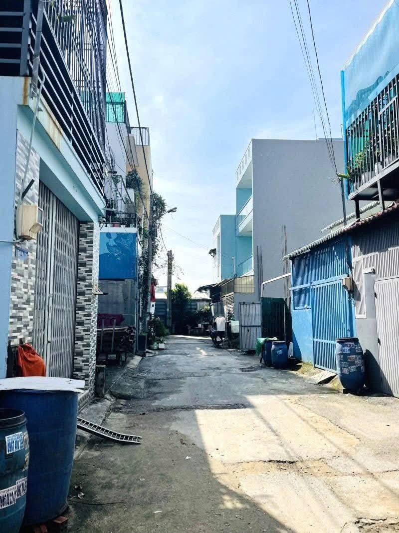 Bước chân vào chốn đi về bình yên tại Bình Chiểu, nơi có một ngôi nhà 4 tầng bề thế