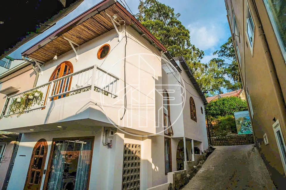 Siêu phẩm nhà phố 2 tầng 3 mặt tiền tọa lạc tại vị trí vàng Mai Hoa Thôn, Phường 2, Đà Lạt