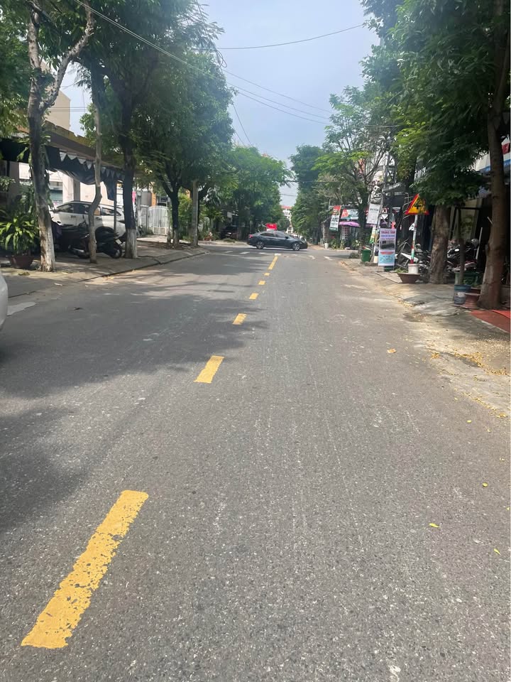 Nhà mặt tiền Hoài Thanh, đối diện đại học kinh tế, kinh doanh đỉnh cao, 13,2 tỷ