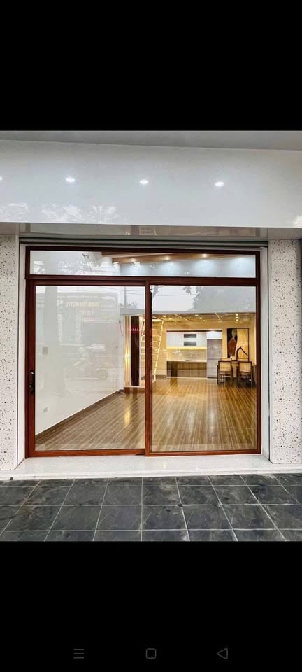 Nhà mặt tiền Nguyễn Văn Linh kinh doanh bùng nổ, giá hời như mơ