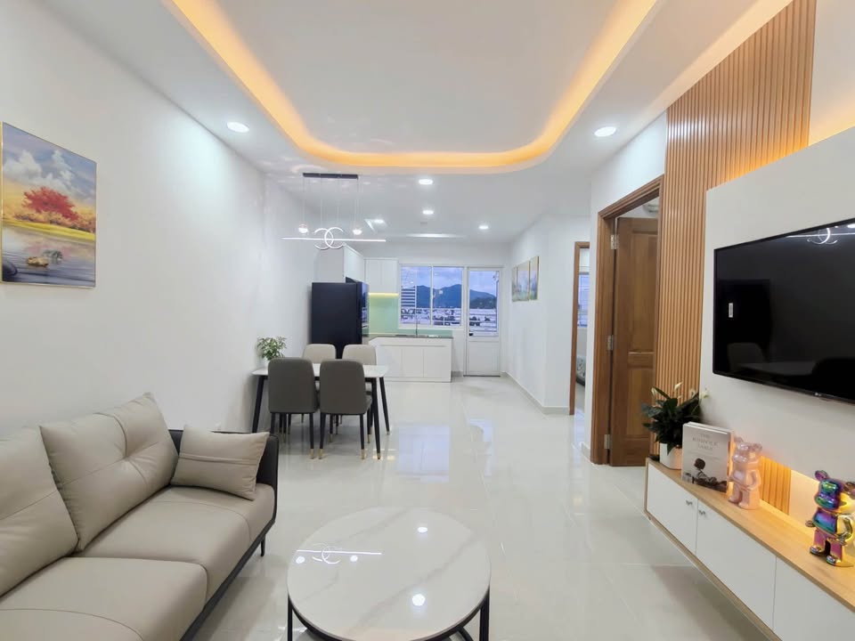 Cho thuê căn hộ 2PN, full nội thất, 60m2 tại Vĩnh Điềm Trung