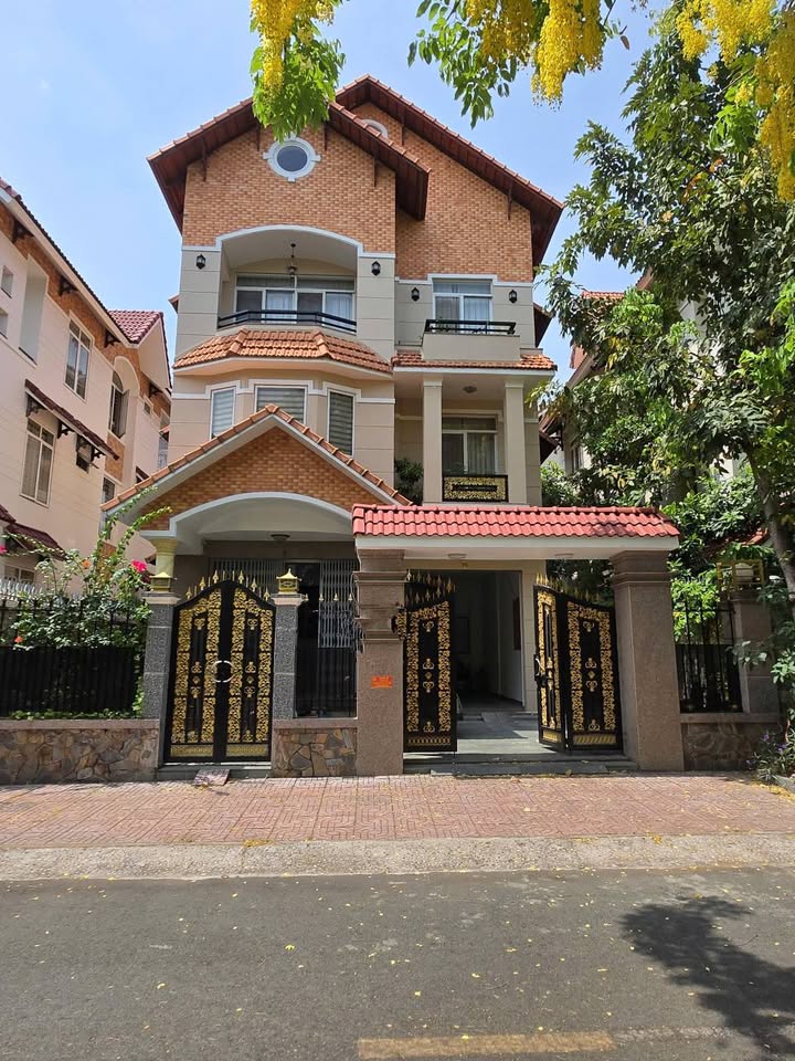 Biệt thự 4 tầng mặt tiền khu Him Lam Bình Hưng, Bình Chánh - Giá tốt