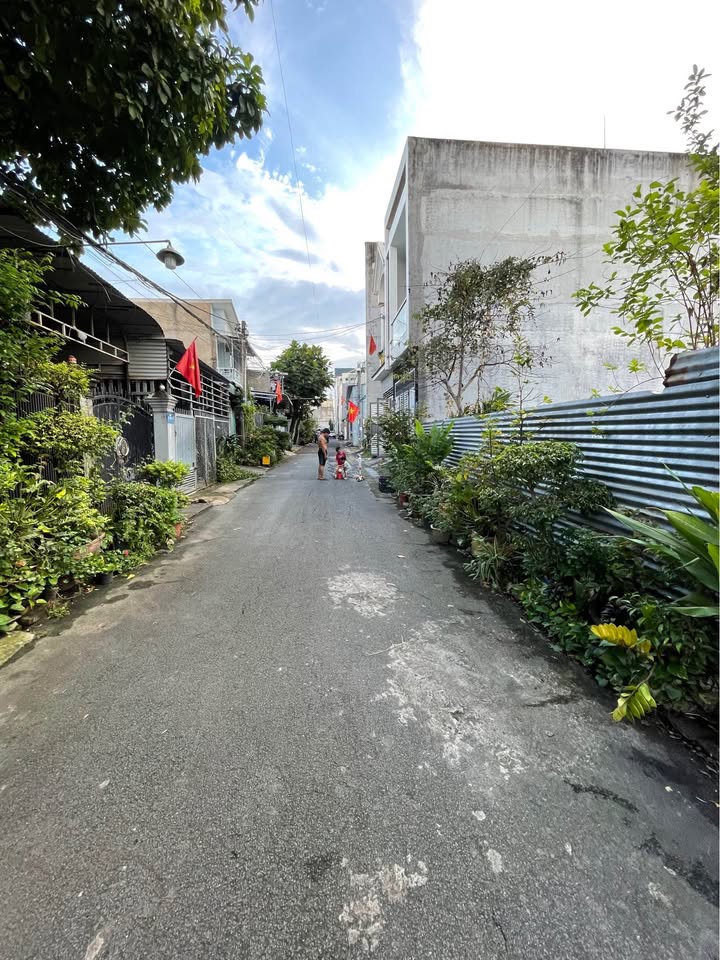 Bán đất vàng Biên Hòa 60m2 full thổ cư, sổ hồng riêng, giá chỉ 1.6 tỷ