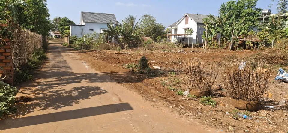 Đất thổ cư đẹp tại Cư Suê, hẻm xe hơi, gần KCN và các trường đại học