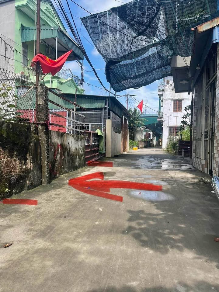 Đất vàng Văn Cao - Ô tô vào tận nơi, sổ đỏ vuông vắn, giá hời