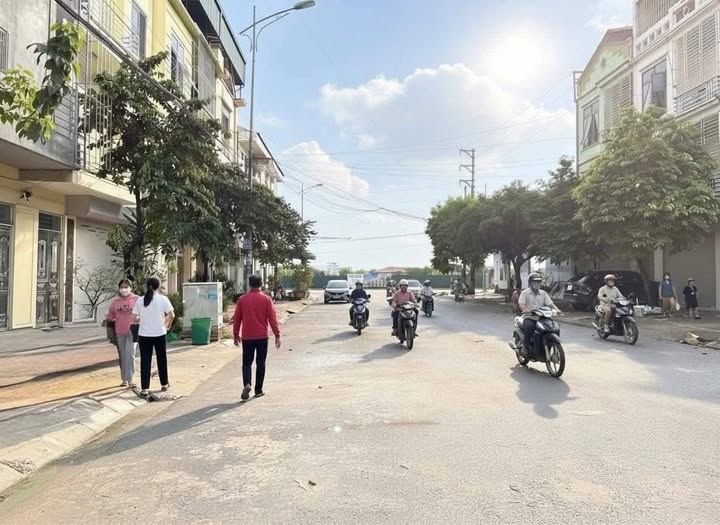 Đất vàng Bình Lục 94.5m2, mặt tiền 4.5m, hướng Tây Bắc - Giá hời