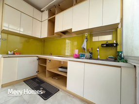 Bán chung cư 1 phòng ngủ Xóm Cải, Quận 5, 49,5m2, sổ sẵn