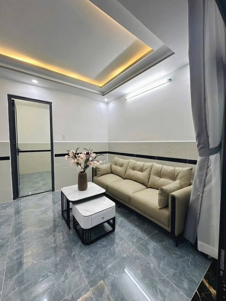 Cho thuê nhà 2 tầng, 3 phòng ngủ full nội thất, trung tâm Nha Trang