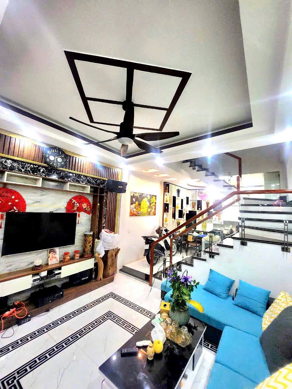 Nhà độc lập 4 tầng mặt ngõ Thiên Lôi, Hải Phòng full nội thất