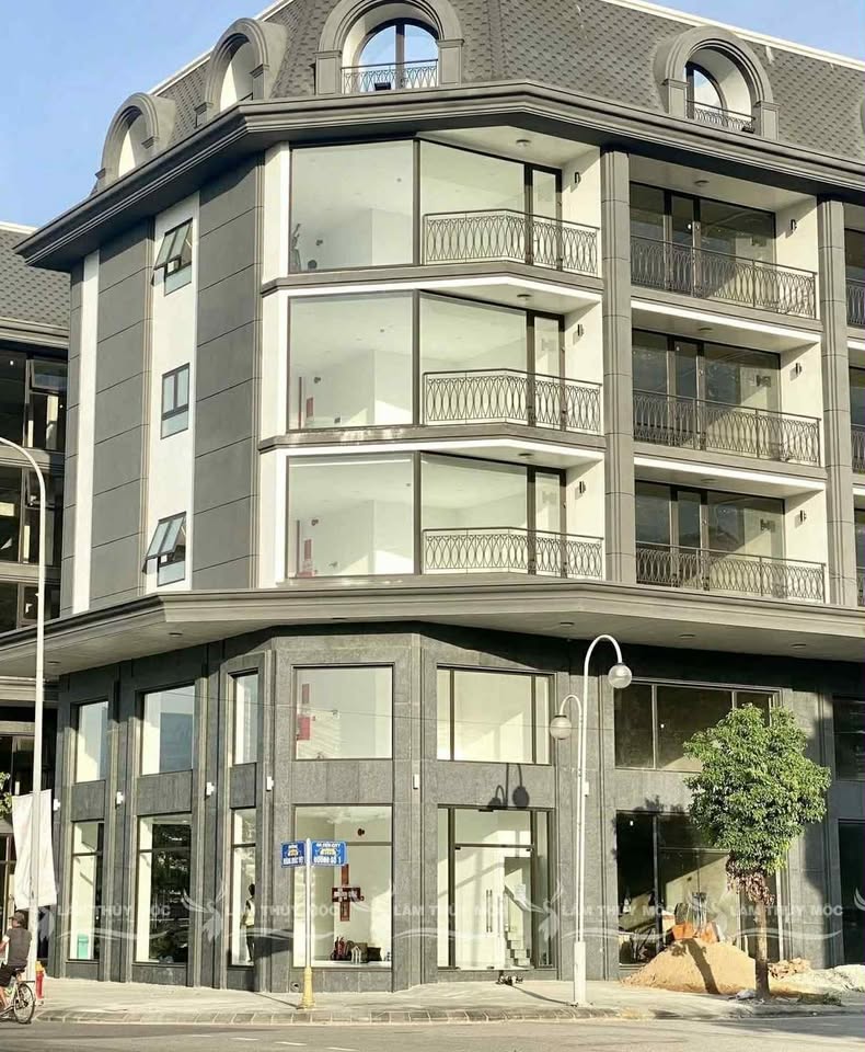 Cơ hội sở hữu shophouse 6 tầng đắc địa, tọa lạc ngay đối diện Aeon Mall Huế