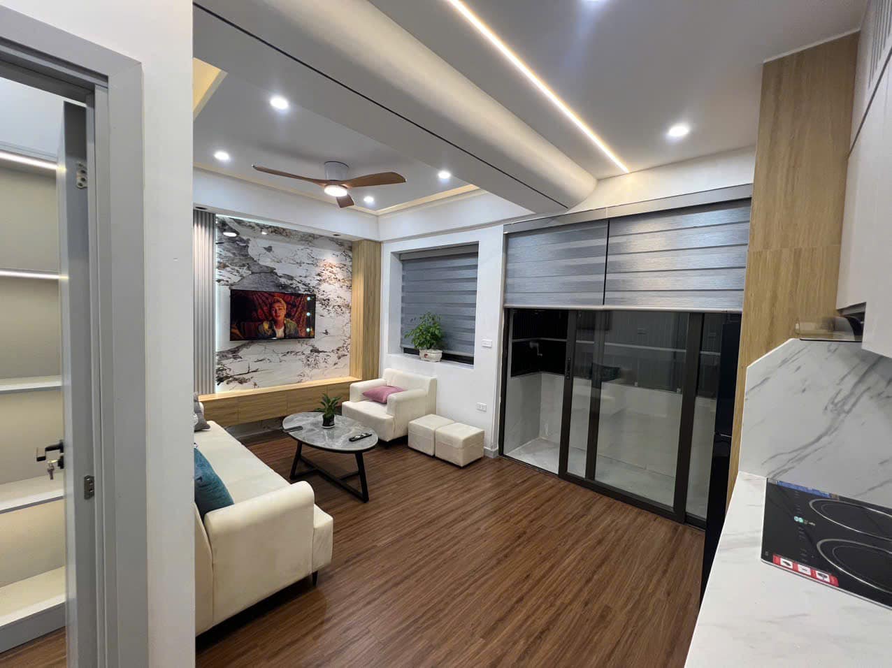 Căn hộ Linh Đàm 3 phòng ngủ, full nội thất, xách vali vào ở ngay