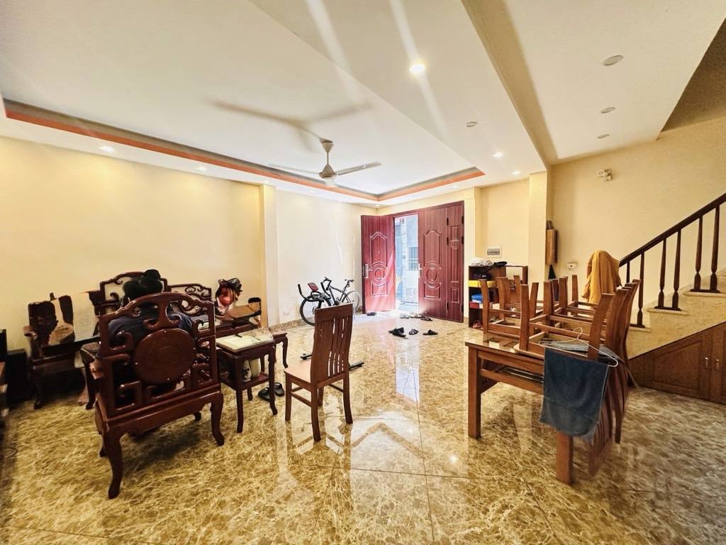 Nhà đẹp Xuân Đỉnh, ngõ thông, ô tô đỗ cửa, gần công viên Hòa Bình, 4 tầng long lanh