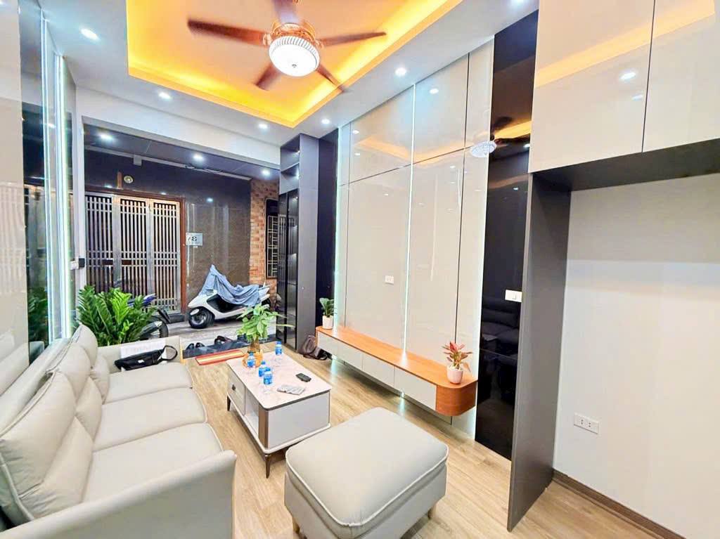 Nhà 5 tầng đẹp, ngõ thông Quan Nhân, Thanh Xuân - Sẵn sàng giao dịch