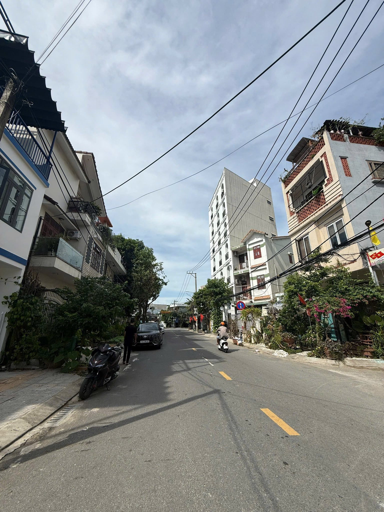 Đất mặt tiền Sơn Trà giá sập sàn, ngang 12m, ra biển 400m