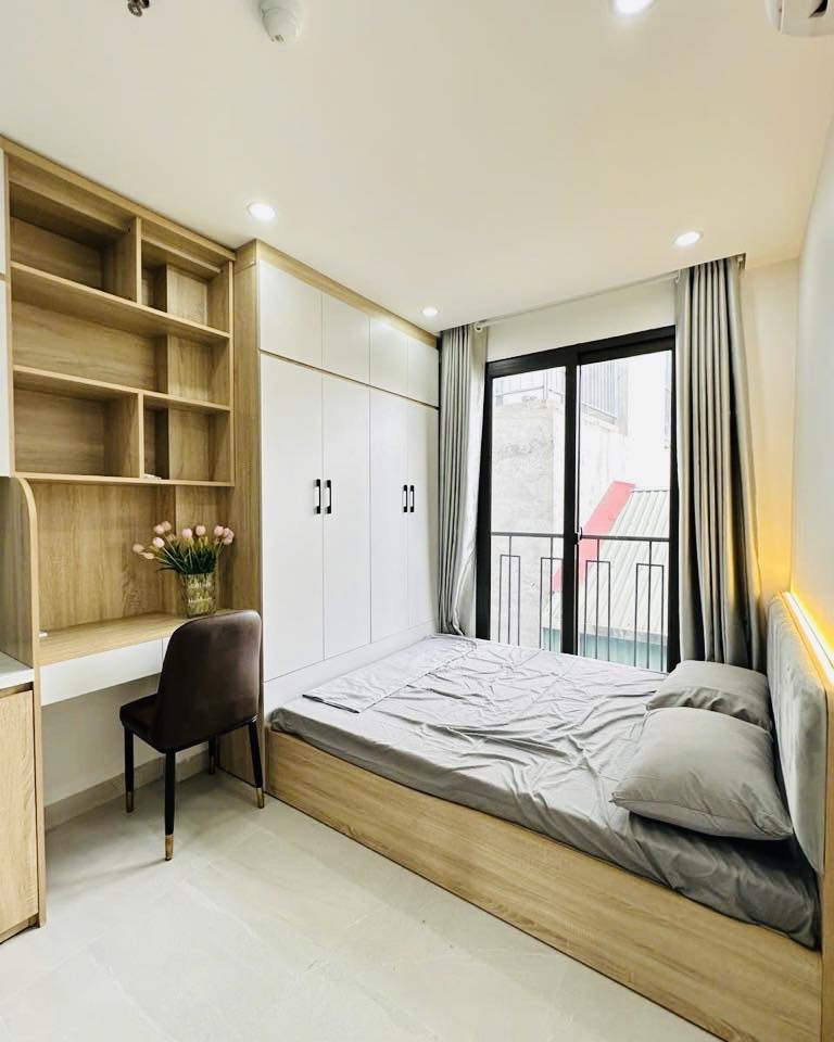 Bán tòa chung cư mini 7 tầng, 21 phòng, doanh thu 120 triệu/tháng, Đặng Văn Ngữ, Đống Đa