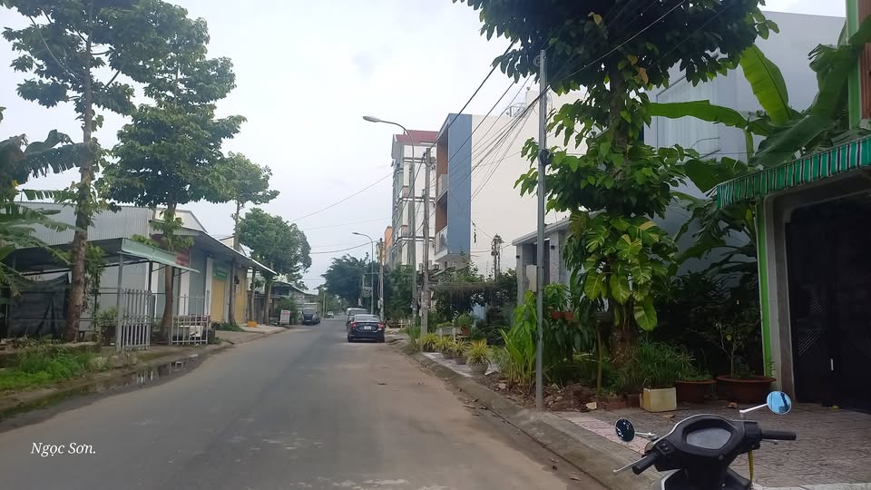 Cho thuê mặt bằng trống siêu rộng rãi tại khu dân cư Long Thịnh