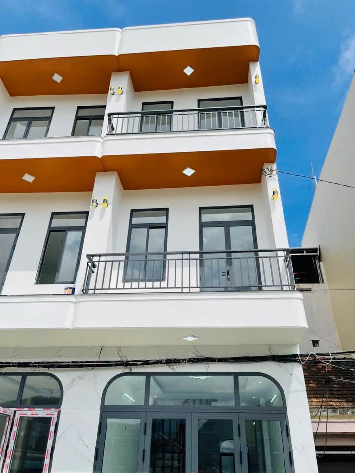 Nhà đẹp 3 tầng, 49m2, view sông Hà Thanh, chỉ 3,85 tỷ