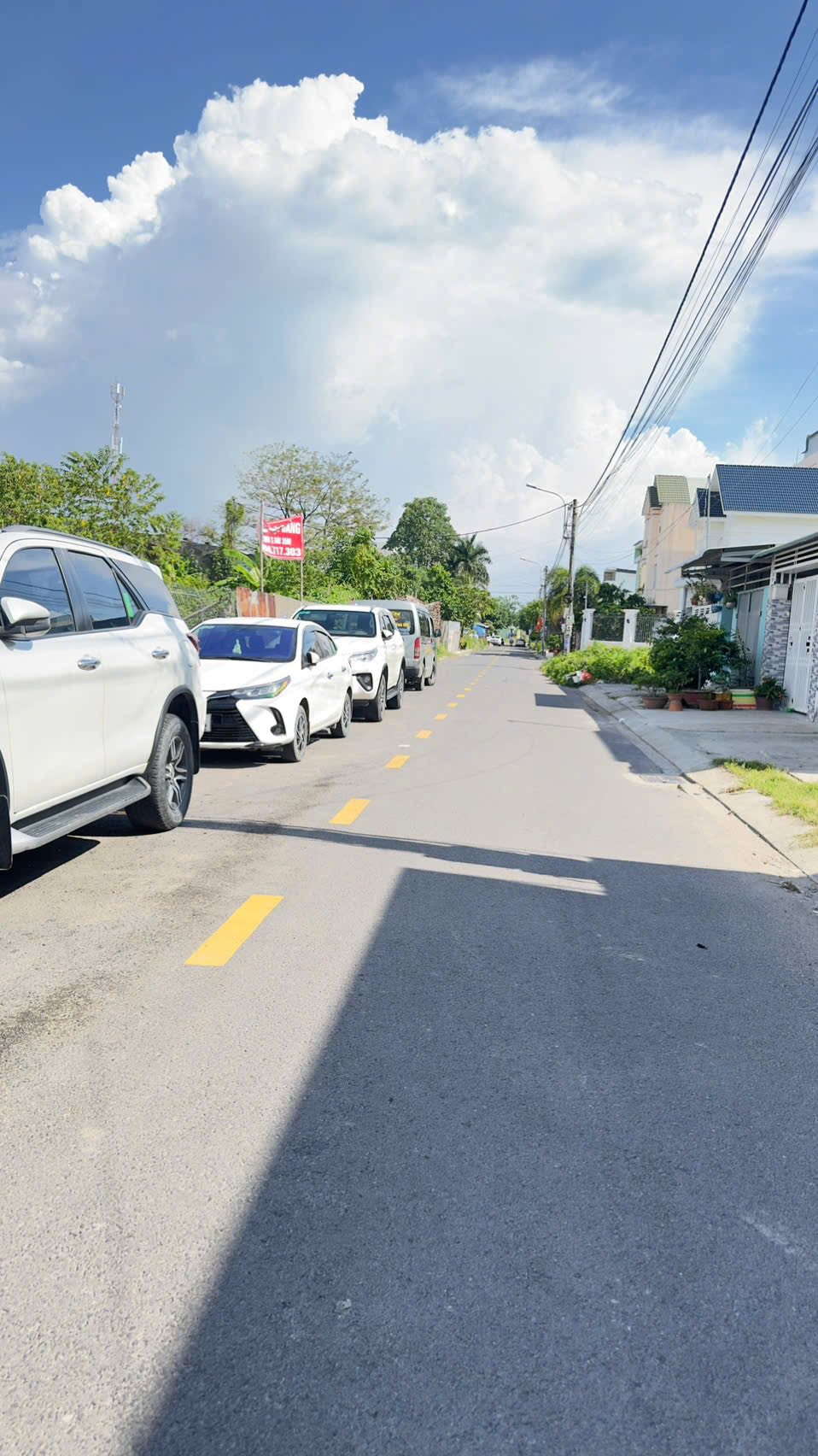 Bán nền mặt tiền Nguyễn Minh Khai, Kiên Giang 5,4m x 38m, giá thương lượng