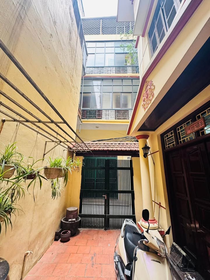 Bán nhà 76m2, 4 tầng, mặt tiền 7m, 126 Kim Ngưu, Hai Bà Trưng