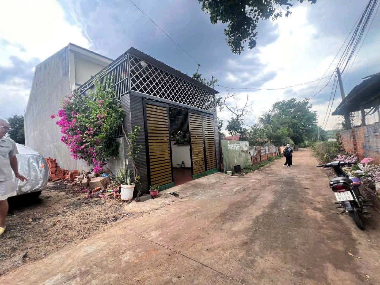 Đất Cư Êbur - Vuông vắn, mát mẻ, giá 1.45 tỷ