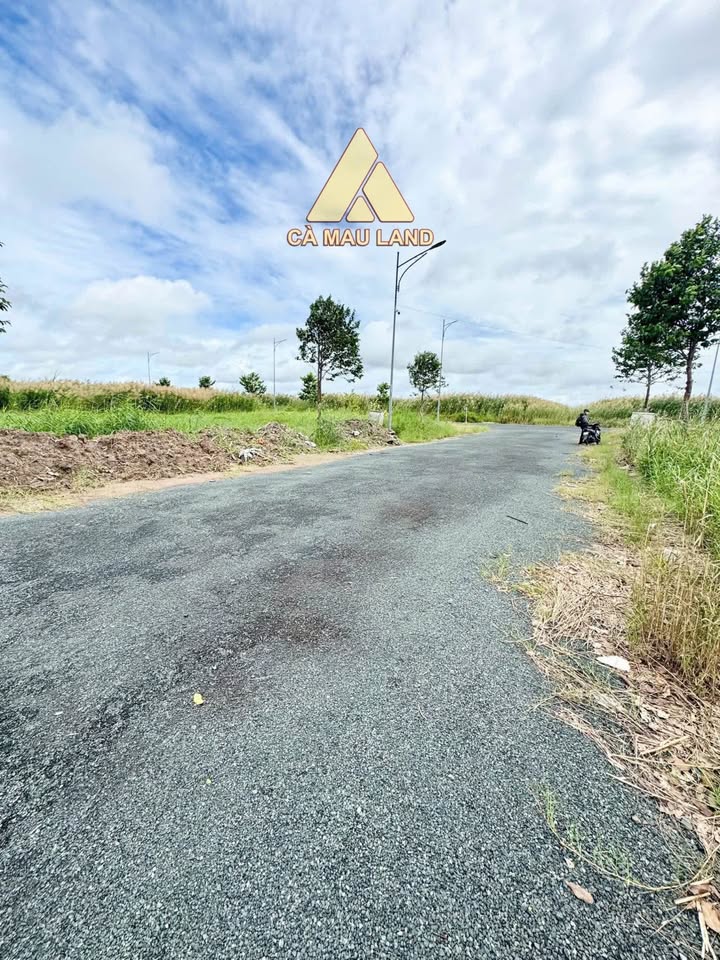 Cần bán 2 nền đất liền kề tại đường số 5, hu dân cư phường Tân Xuyên, thành phố Cà Mau