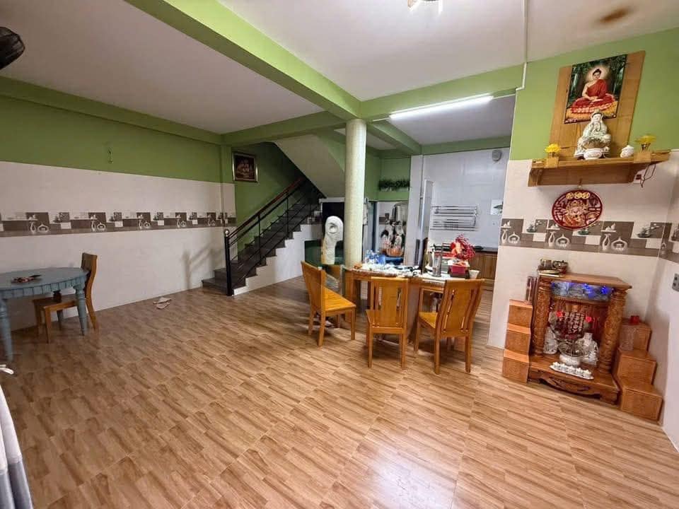 Nhà 1 trệt 1 lầu hiện đại, sát trung tâm thành phố Bà Rịa - 3.5 tỷ