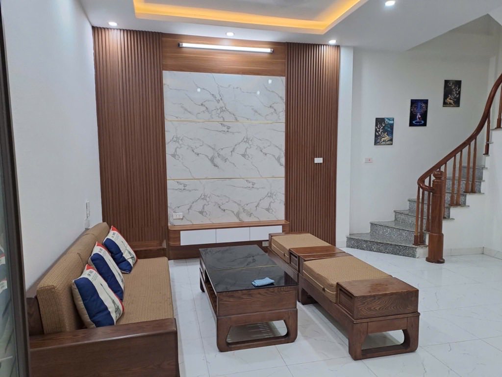 Nhà Văn Phú 5 tầng, mặt tiền 4.5m, gần Metro Hà Đông