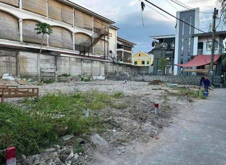 Đất Hàm Nghi - Ô tô tận nơi, giá chỉ 2 tỷ