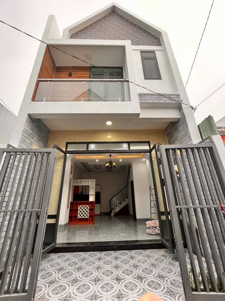 Cho thuê nhà đẹp hẻm 876 Trần Nam Phú, gần ĐH Y Dược - Giá chỉ 7 triệu/tháng