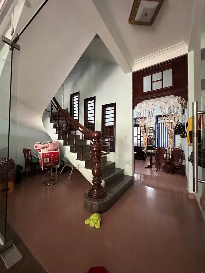 Nhà 2 tầng mặt tiền đường La Sơn Phu Tử, Tây Lộc, Huế - Kinh doanh tốt