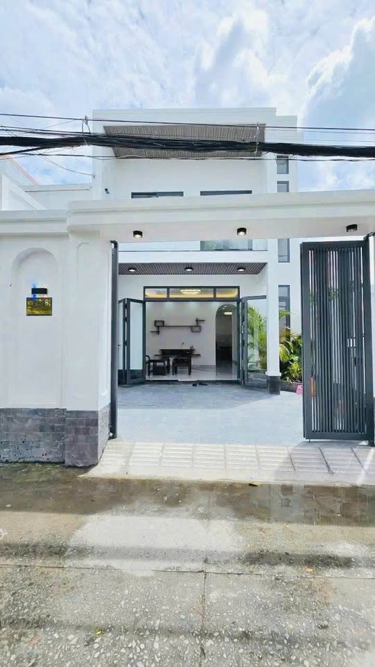 Nhà mới tinh, full nội thất cao cấp, hẻm thông 5-6 hướng, sẵn sàng đón chủ nhân