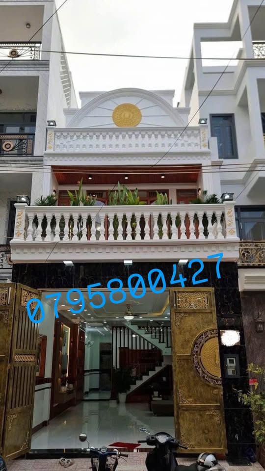 Nhà Bình Chánh 3 ngủ, sổ hồng riêng, đường 10m, giá hời như mơ