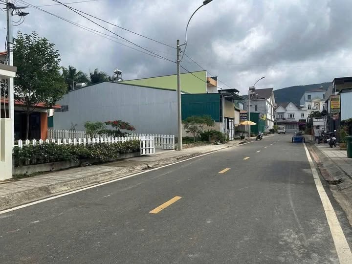 Đất ọa lạc tại vị trí đắc địa ngay trung tâm thị trấn Thạnh Mỹ, Đơn Dương, Lâm Đồng