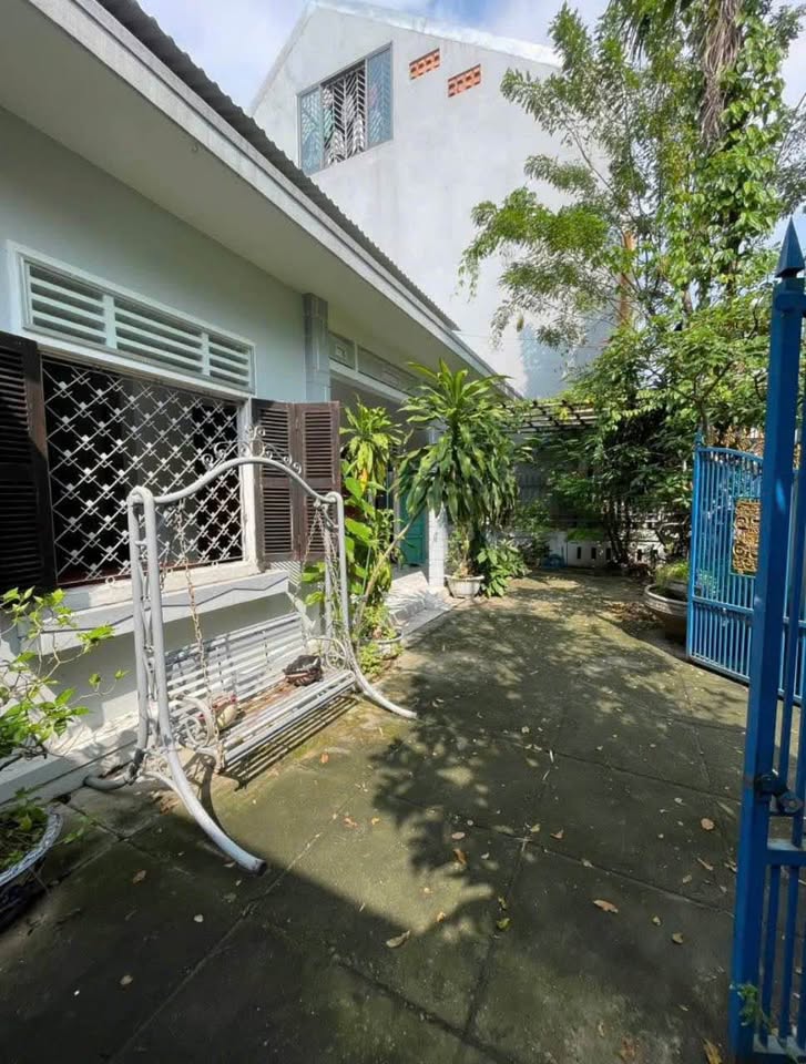 Sở hữu ngay căn nhà vườn cổ độc đáo giữa lòng phường Trường An, thành phố Huế