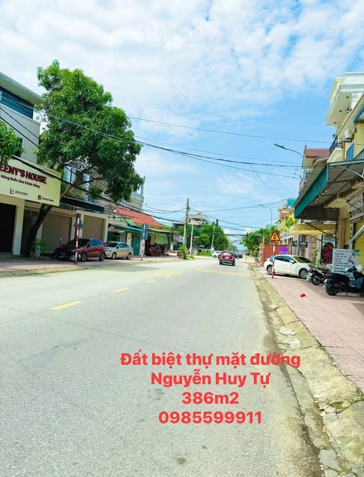 Bán đất mặt đường Nguyễn Huy Tự, Hà Tĩnh, diện tích 386m2, mặt tiền 12m, kinh doanh tốt