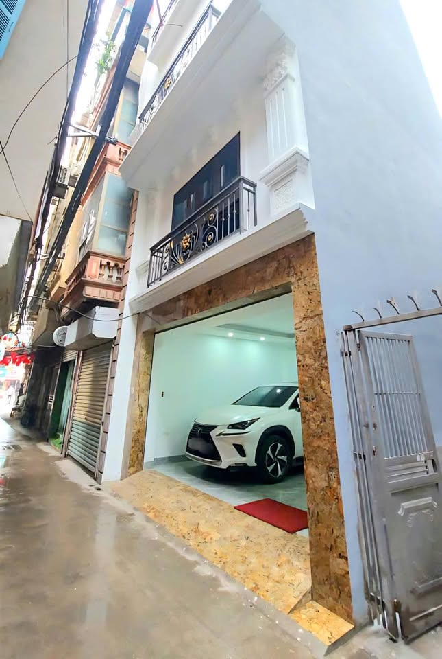Nhà 7.5 tầng thang máy, ô tô vào nhà, kinh doanh tốt tại Hồ Tùng Mậu, Cầu Giấy