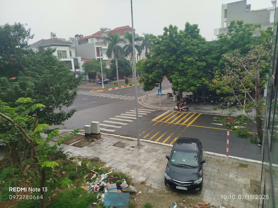 Nhà 2 tầng kinh doanh Ngô Gia Tự ngã tư sầm uất, giá hời