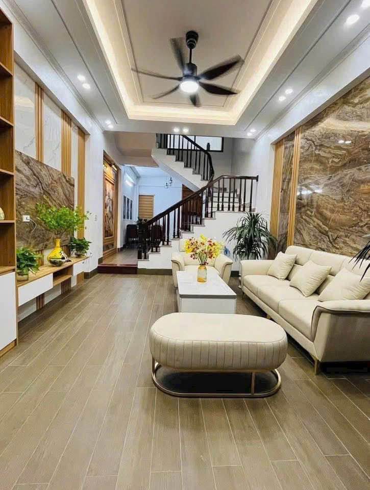 Nhà 4 tầng full nội thất, 35m² tại Cầu Hữu Hòa, Hải Dương - Giá hơn 4 tỷ