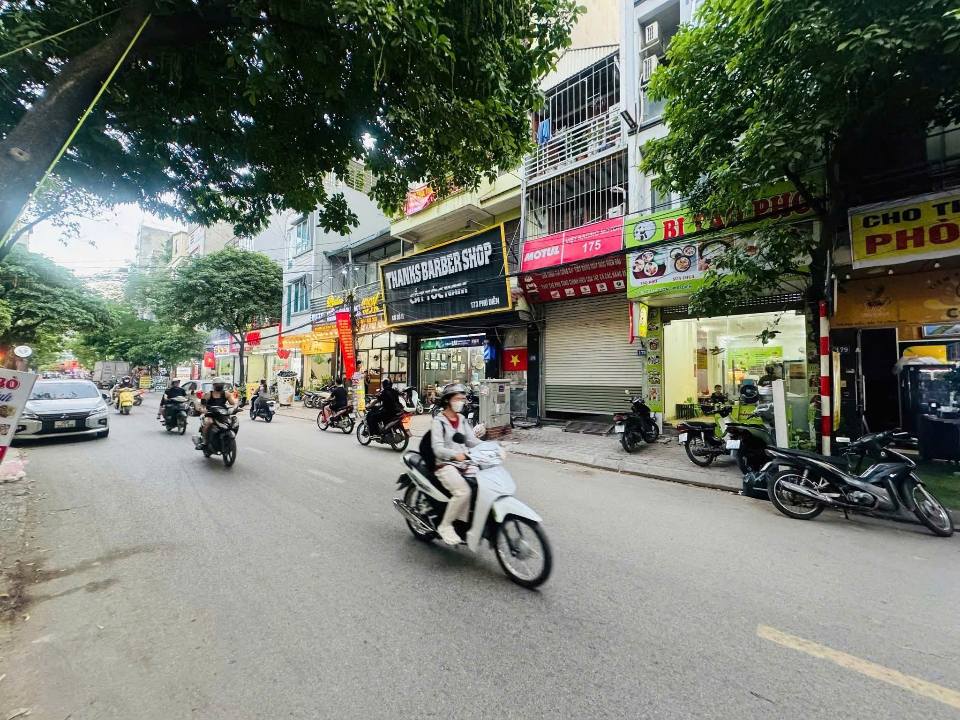 Nhà mặt phố kinh doanh 5 tầng thang máy Phú Diễn, Bắc Từ Liêm