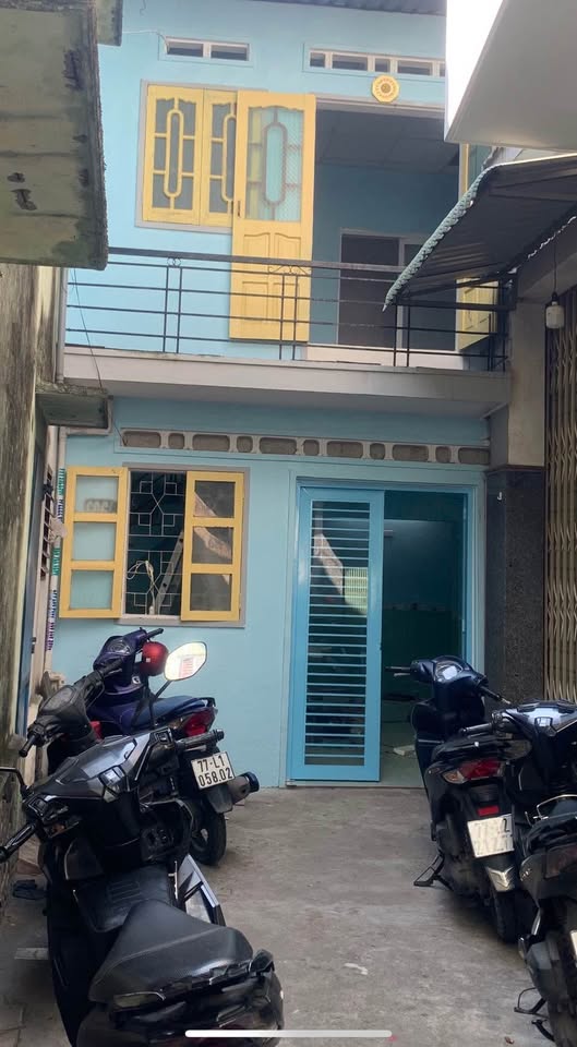 Nhà xinh 40m2, sổ đỏ chính chủ, Bạch Đằng, Bình Định