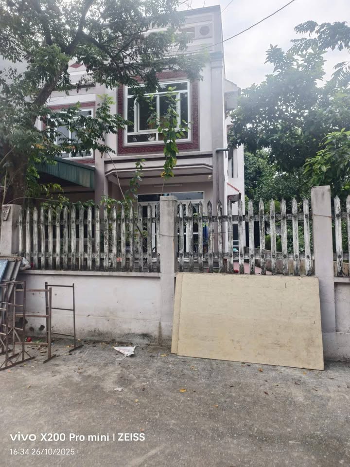 Bán đất 260m2 có nhà 2 tầng tại Thông Đậu, Vĩnh Yên, Vĩnh Phúc