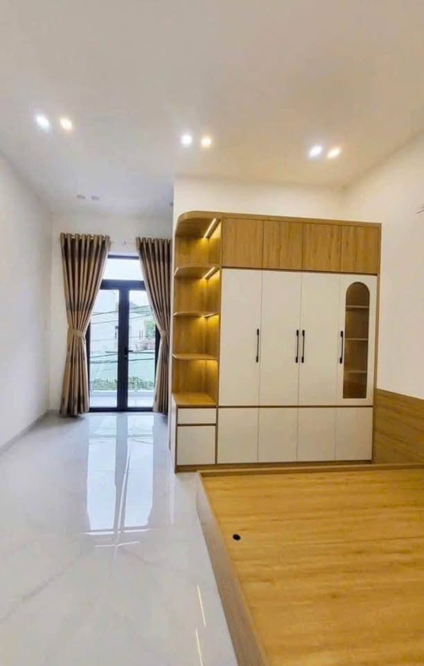 Nhà 3 tầng mặt tiền Hà Thanh 1, Quy Nhơn