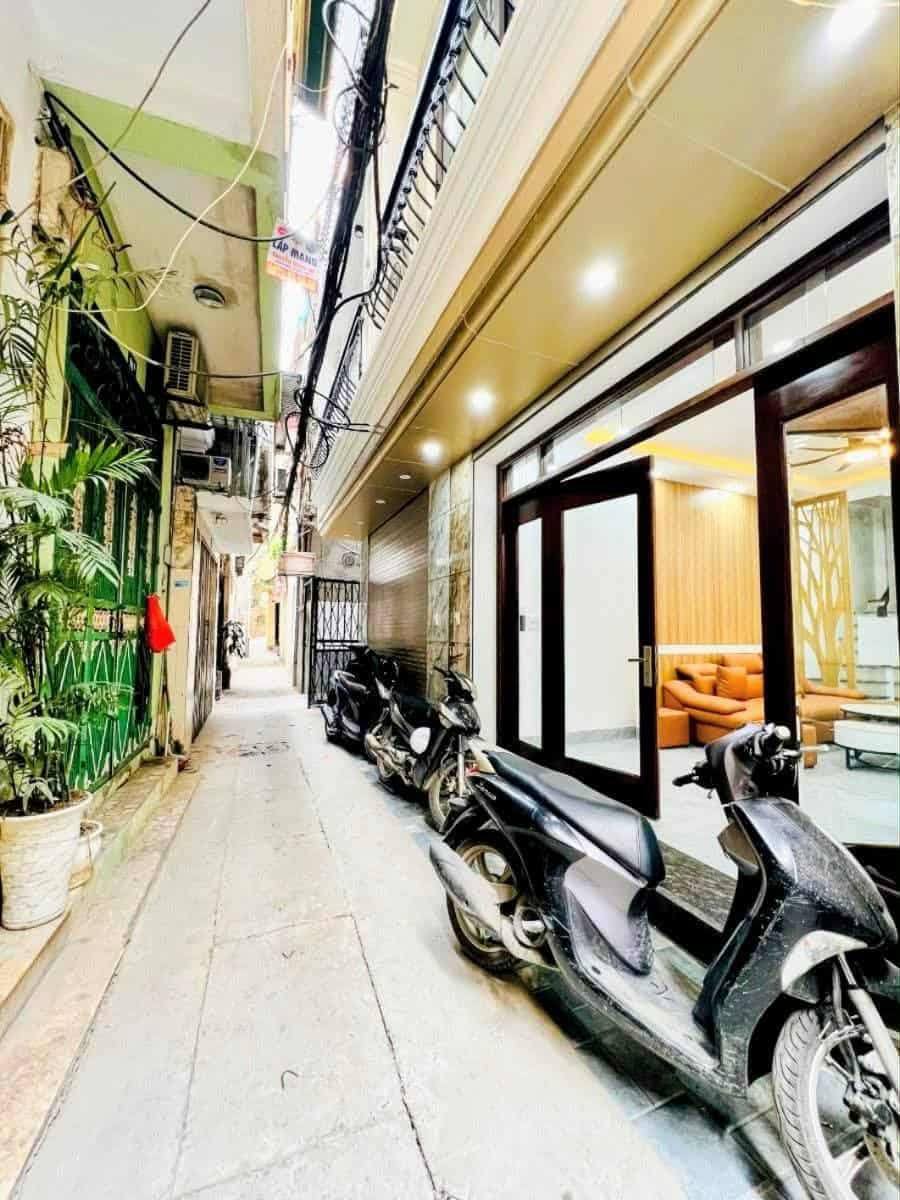 Nhà 41m2 thang máy, ngõ rộng thoáng, vị trí trung tâm