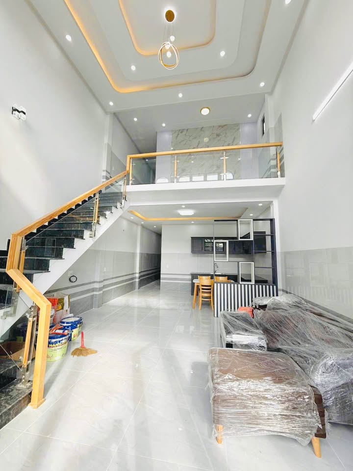 Nhà 3 phòng hiện đại, sổ riêng, gần chợ An Viễn, Đồng Nai