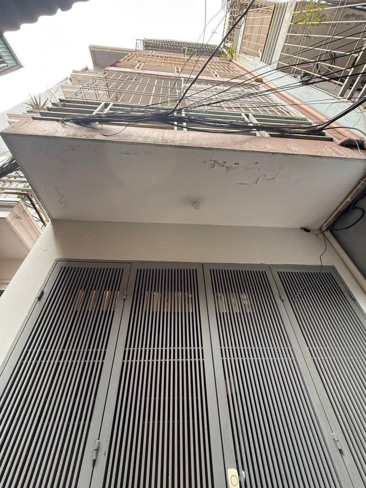 Nhà 4 tầng 36m2, 3 bước ra phố, sổ đỏ sẵn sàng giao dịch
