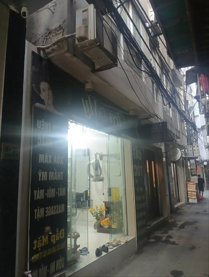 Nhà 5 tầng kinh doanh sầm uất, 33m2, gần Đại học Quốc Gia 8,65 tỷ